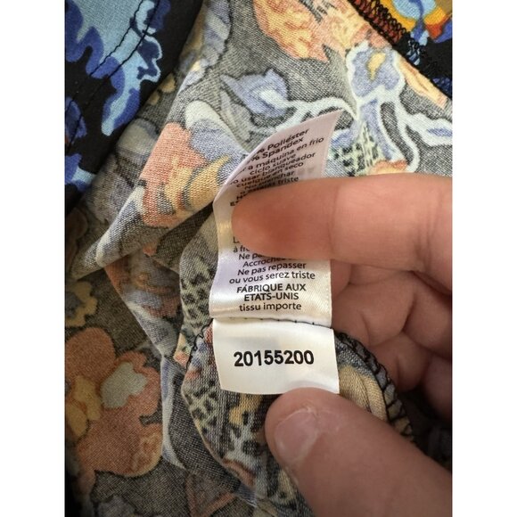 LuLaRoe Gigi T Shirt Sz 2XL Short Sleeve Floral Stretch Teacher Colorful NWT - Picture 10 of 11